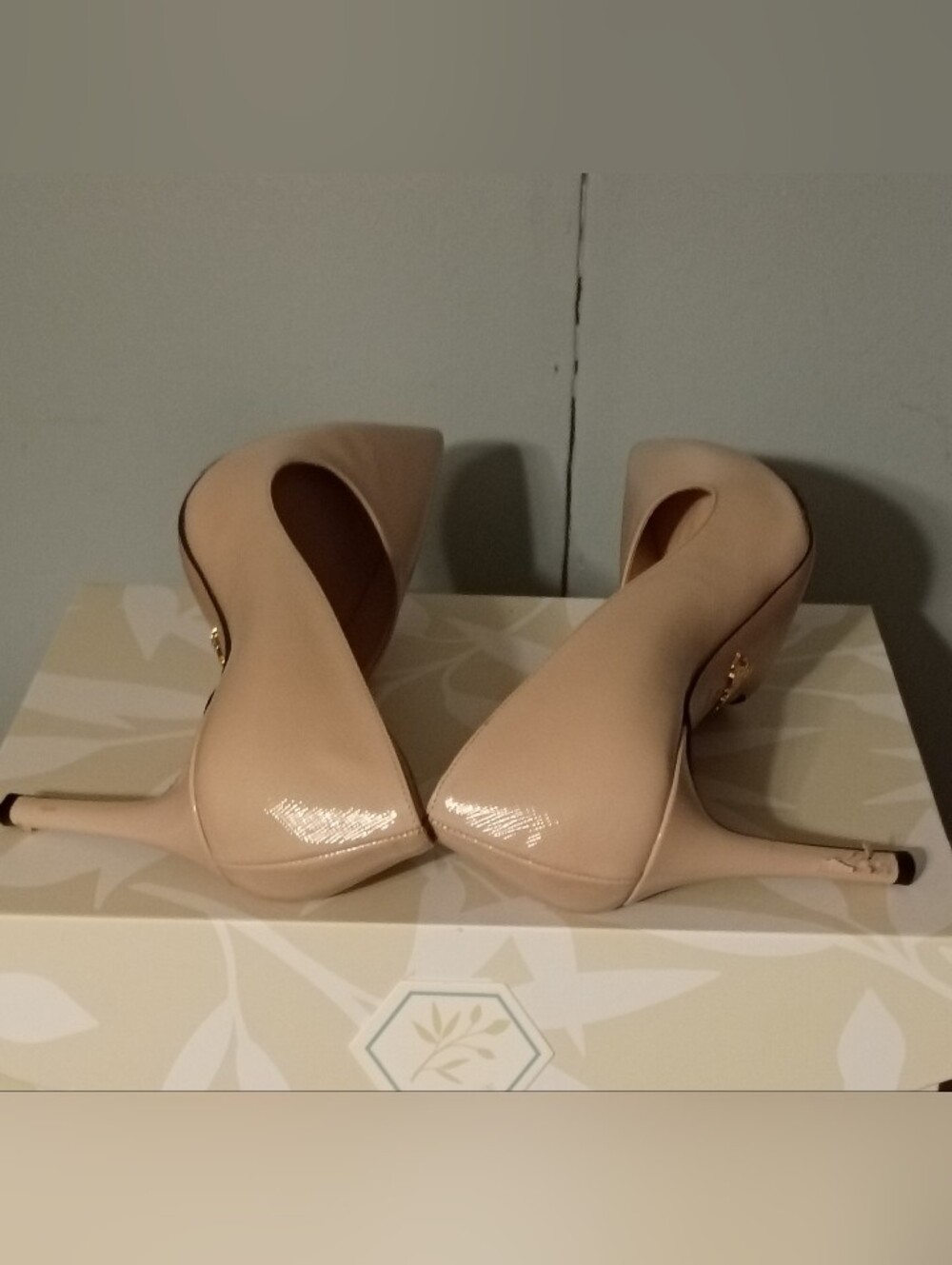 ✨ Authentic ✨ Size 10 PRADA Nude Pointy Toe Heels - Picture 2 of 7